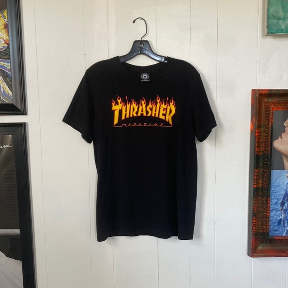Thrasher Tops - 🖤WORN VINTAGE LOOK THRASHER TEE🖤 ⭐️LOW PRICE⭐️ SIZE M
